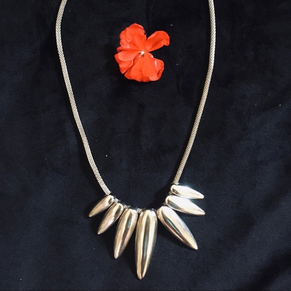 Short flat choker necklace! - Picture 4 of 4